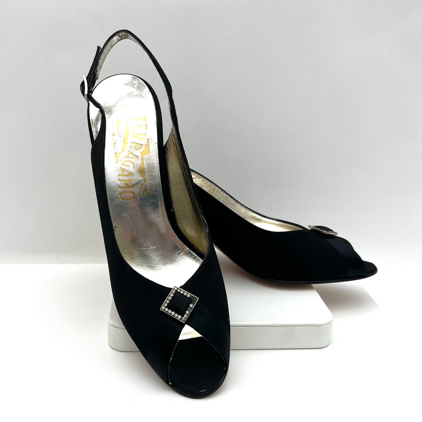 Salvatore Ferragamo - Ambra Sling Back Shoes