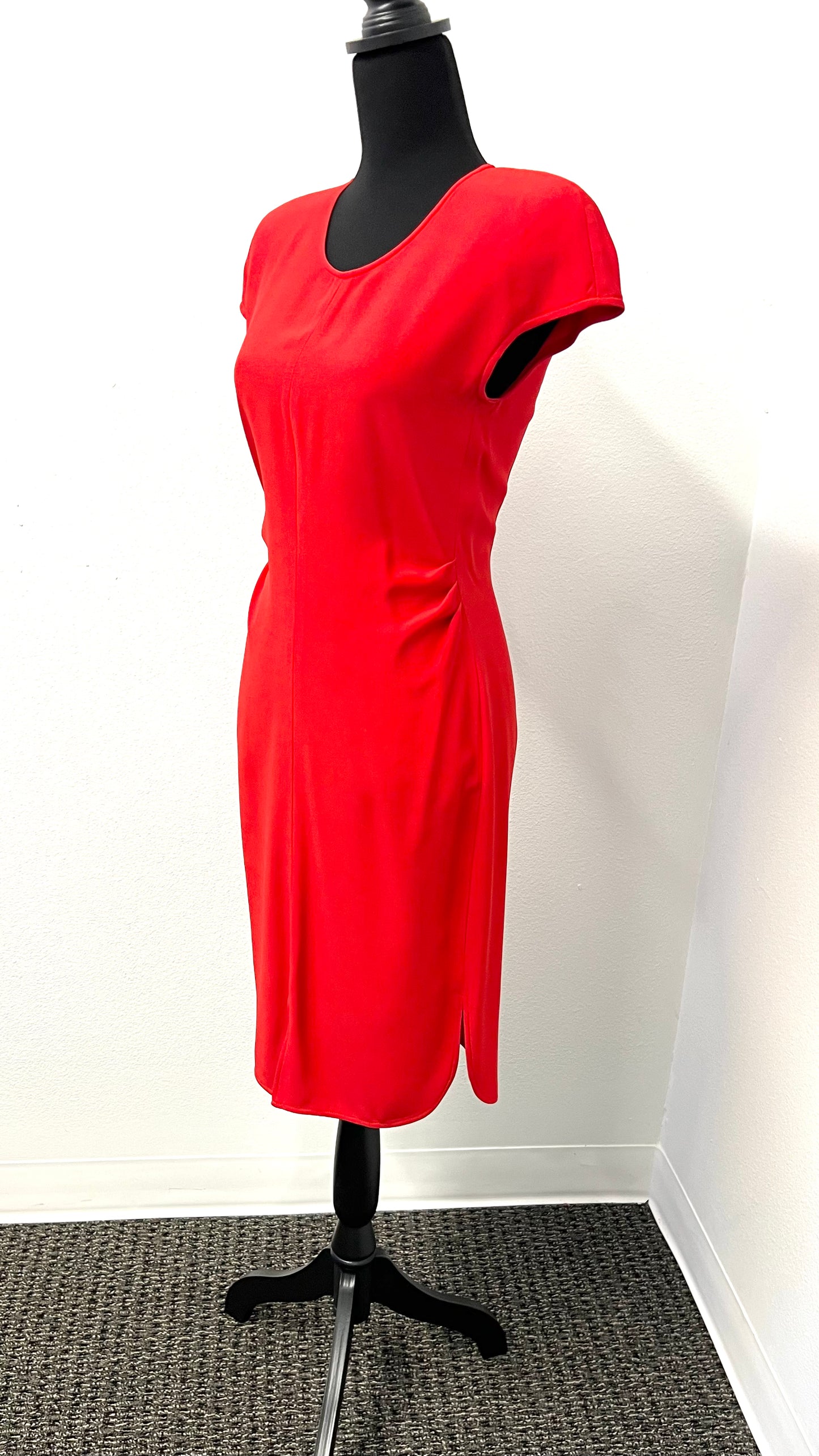 Armani Collezioni - Red Gathered Sides dress